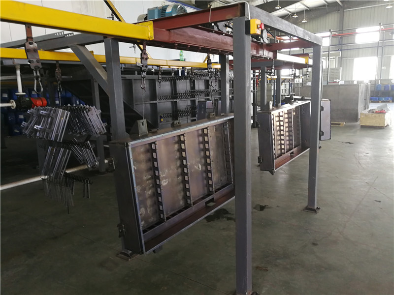 12新能(neng)源汽車部(bu)件浸泡電(diàn)泳陶化